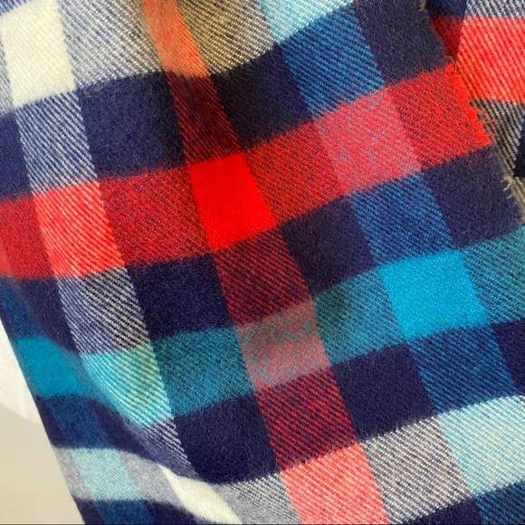 D&Y Unisex Classic Softer Than Cashmere Buffalo Plaid Fringe End Scarf Blue Red - Picture 5 of 6